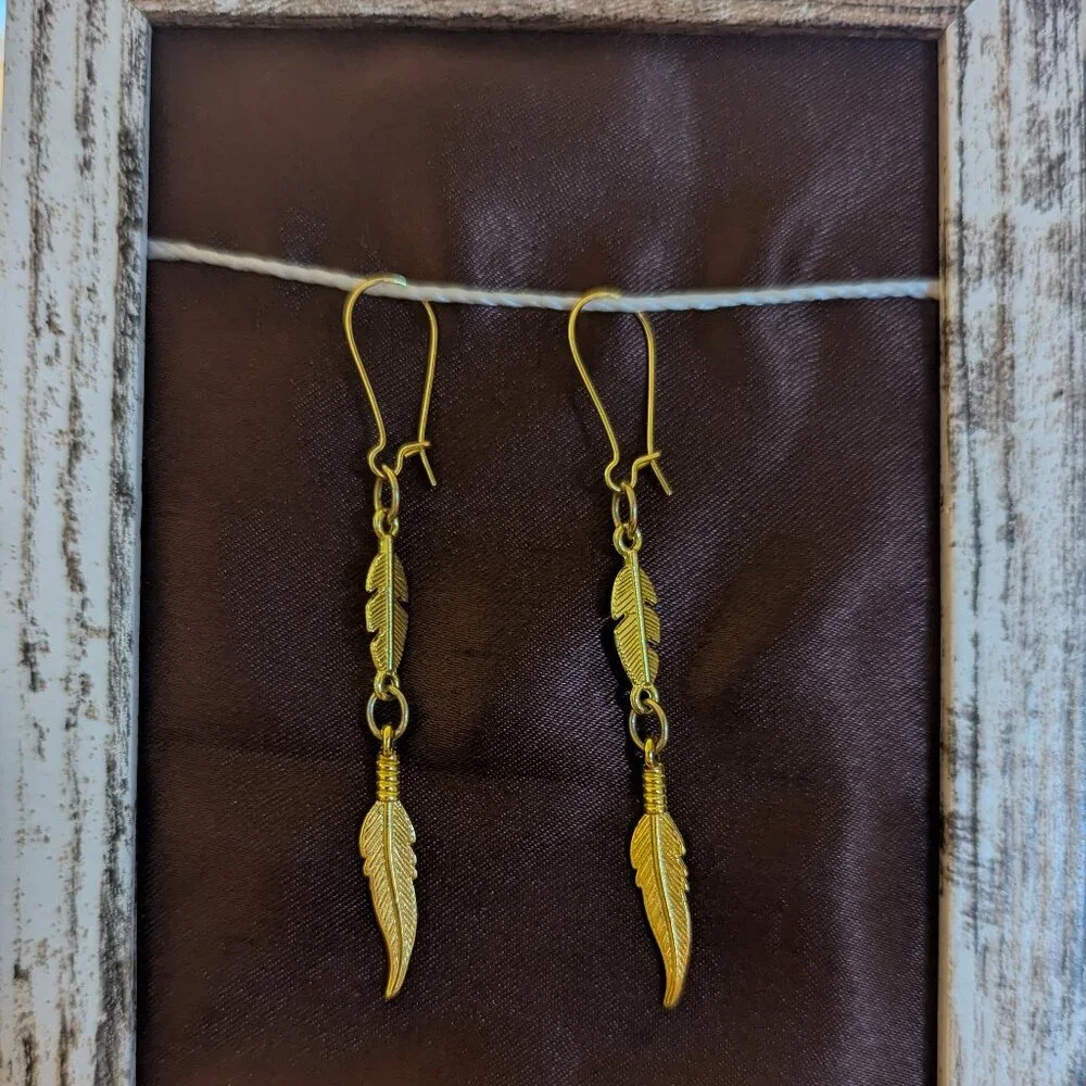 Pair of earrings - Picture 1 of 2